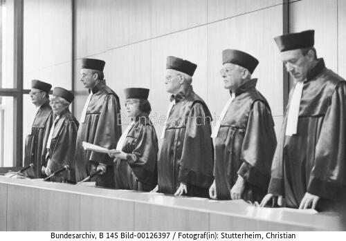 Karlsruhe, BVerfG, Urteil zu Bundewehreinsätzen