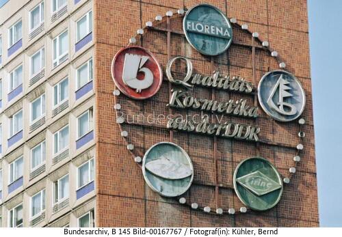 Berlin 1992 / Werbung aus der ehemaligen DDR