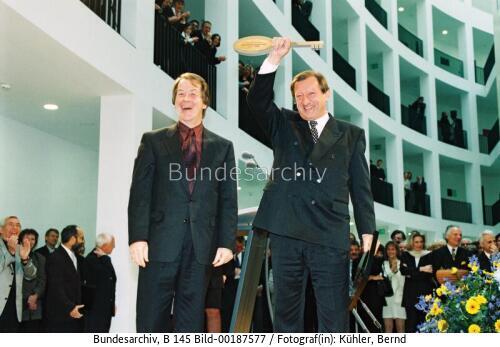 Einweihung des Bundespräsidialamts in Berlin 1998