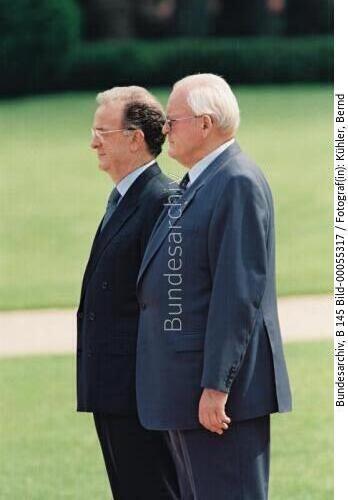 Portugiesischer Präsident Sampaio in Berlin 1998