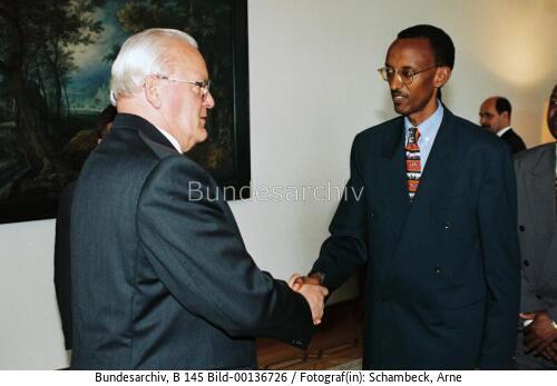 Ruandischer Vizepräsident Kagame in Bonn 1997