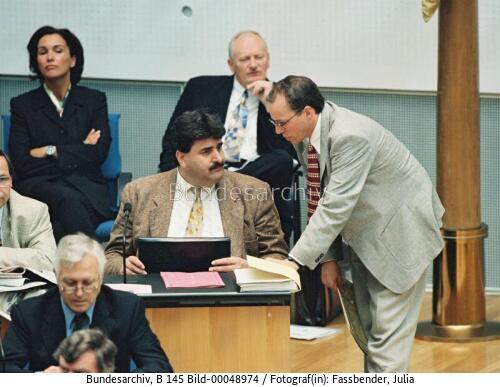 Bundestagssitzung 1997 / Regierungssprecher Hausmann