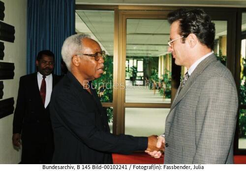 Ehemaliger tansanischer Präsident Nyerere in Bonn 1996