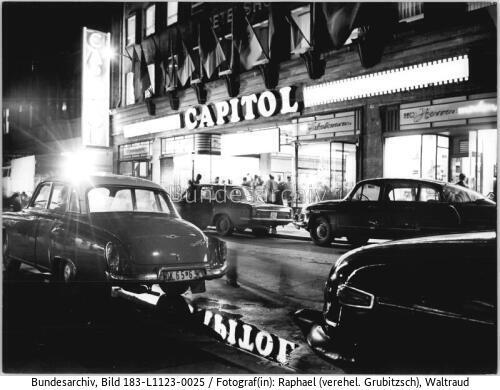 Leipzig, Petersstraße, Kino "Capitol", Nacht