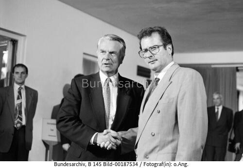 AM Kinkel empfängt Lord Owen 1994