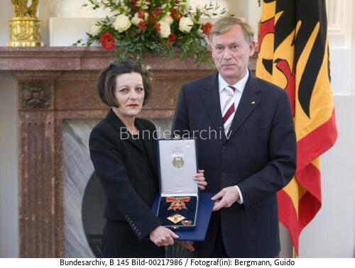 Großes Verdienstkreuz an Herta Müller 2010