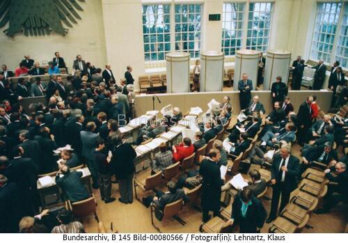<span class="match">Bundestag</span>ssitzung 1988 / Wahl von <span class="match">Bundestag</span>spräsidentin Süssmuth