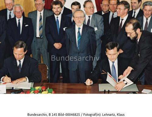 Unterzeichnung des Einigungsvertrags 1990