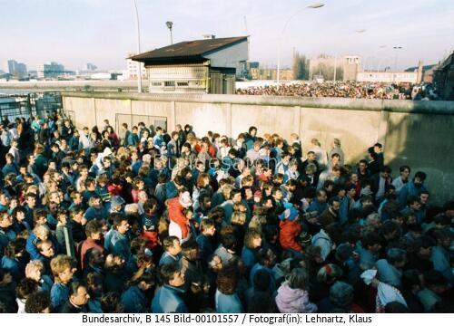 <span class="match">Mauerfall</span> 1989 / Grenzübergang Oberbaumbrücke