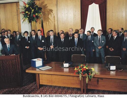 Unterzeichnung des Einigungsvertrags 1990