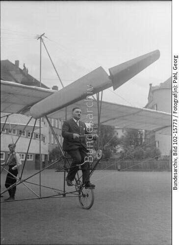 Berlin, Engelbert Zaschka Muskelkraft-Flugzeug