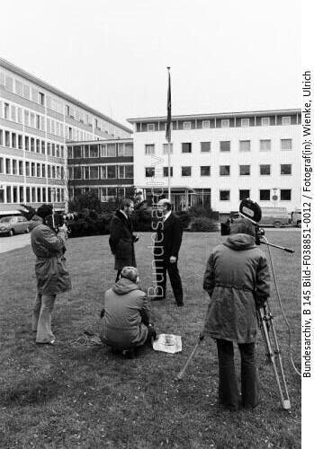 Bonn, BPA, StS Freiherr v. Wechmar, TV-Interview