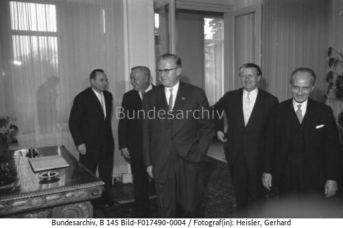 Bonn, Die "Fünf Weisen" beim Bundespräsidenten