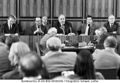Pressekonferenz mit Bundeskanzler Kohl und BM Zimmermann 1983