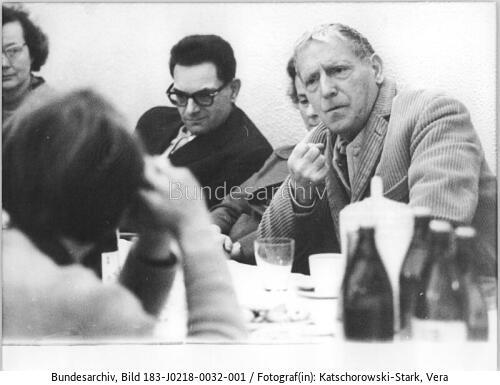 Berlin, Festival des politischen Lieds, Dessau