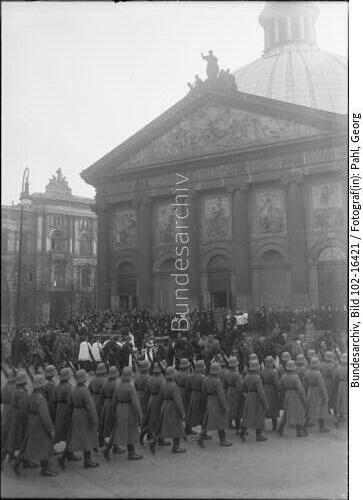 Berlin, Beerdigung Oskar v. Hutier