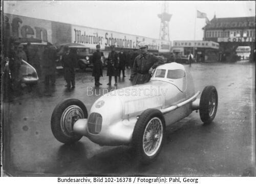 Berlin, Avus, Carracciola im Mercedes-Benz