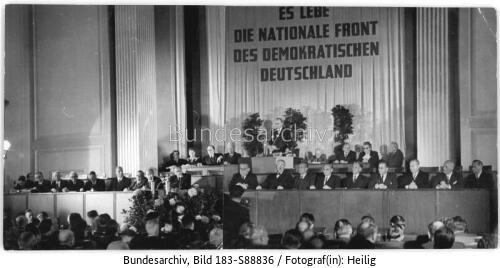 Berlin, 2. Volkskammersitzung, neue Regierung