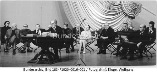 Halle, Festveranstaltung "Roter Oktober"