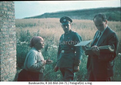 Robert Ritter bei der Arbeit