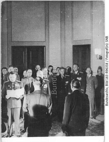 Berlin, DDR-Gründung, Empfang bei Tschuikow