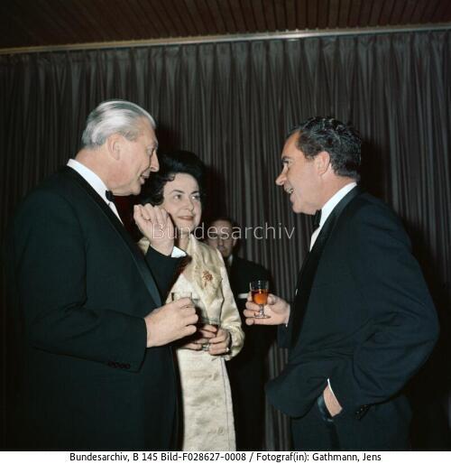 Bonn, Kanzlerbungalow, Ehepaar Kiesinger, US-Präsident Nixon