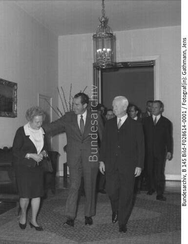 Bonn, Villa Hammerschmidt, BPräs Lübe, US-Präsident Nixon