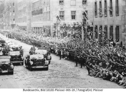 Berlin, Rückkehr vom Westfeldzug, Siegesfeier