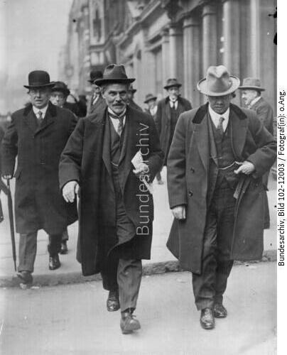 Arthur Henderson, Ramsay MacDonald