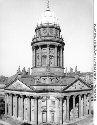Berlin, <span class="match">Französischer Dom</span>
