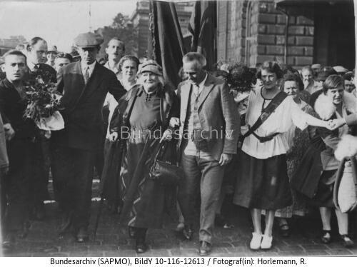 Berlin, Lehrter Bahnhof, Eberlein, Zetkin, Pieck