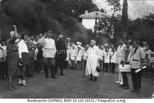 Krim, Pionierlager Artek, Clara Zetkin