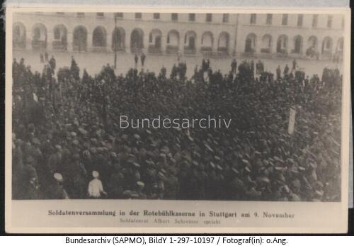 Stuttgart, Rotebühlkaserne, Kundgebung