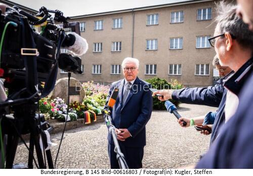 Bundespräsident Frank-Walter Steinmeier in der Gedenkstätte Berlin-Hohenschönhausen 2026