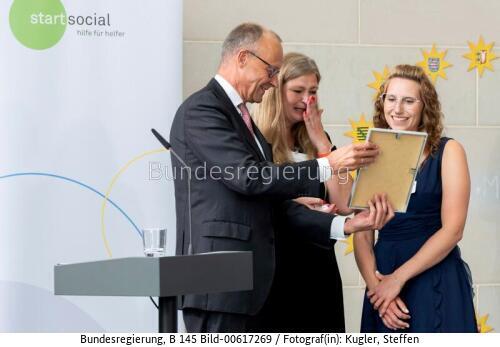 Bundeskanzler Friedrich Merz bei der "startsocial"-Preisverleihung 2026