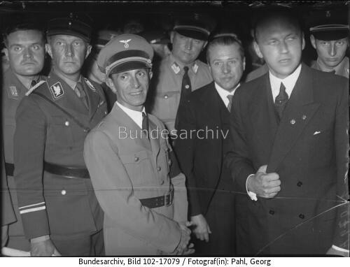 Berlin, Eröffnung Rundfunk-Ausstellung