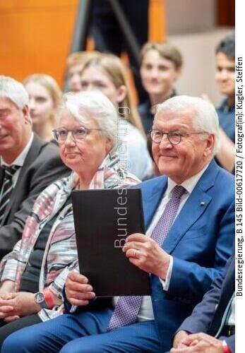 Bundespräsident Frank-Walter Steinmeier beim Bundesfinale "Jugend debattiert 2026“