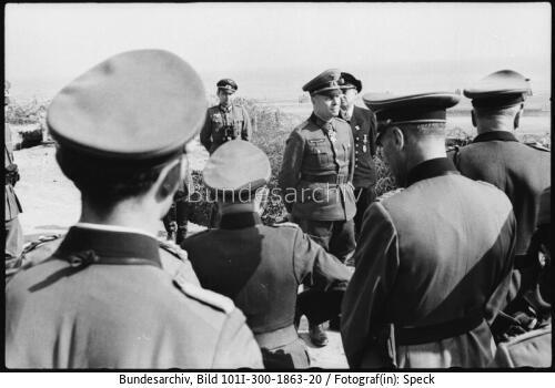 Riva-Bella, Vorführung Panzerwerfer, Generäle