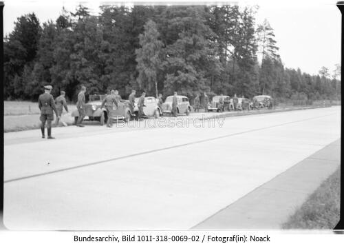 Polen, PKW-Kolonne