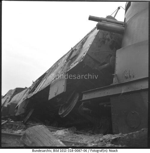 Polen, Lochow, polnischer Panzerzug Nr.13