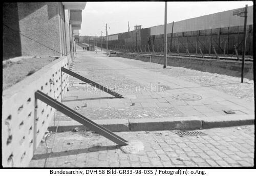 Berlin, Mauer, Schwedter Straße / Korsörer Straße