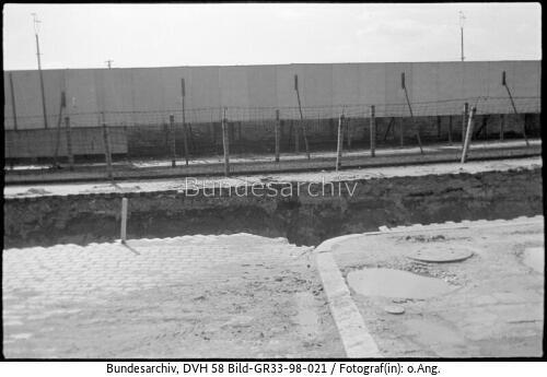 Berlin, Mauer, Schwedter-/Kopenhagener Strasse