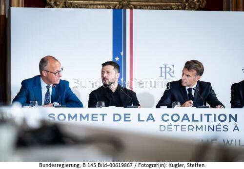 Bundeskanzler Friedrich Merz in Paris / Treffen der "Koalition der Willigen" 2026