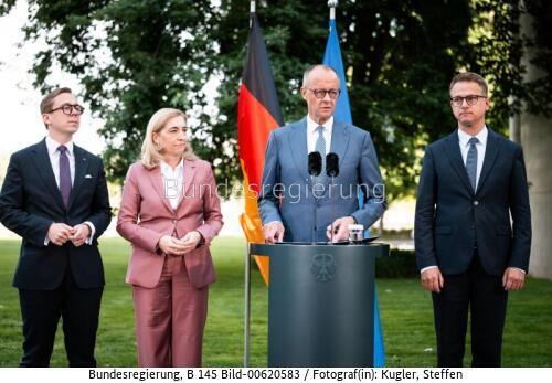 Bundeskanzler Friedrich Merz: Pressestatement zur Kabinettsumbildung 2026