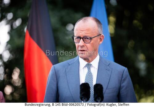 Bundeskanzler Friedrich Merz: Pressestatement zur Kabinettsumbildung 2026
