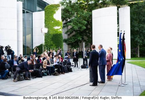 Bundeskanzler Friedrich Merz: Pressestatement zur Kabinettsumbildung 2026