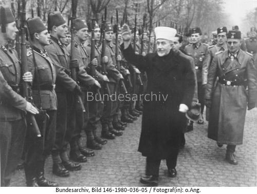 Amin al Husseini bei bosnischen SS-Freiwilligen