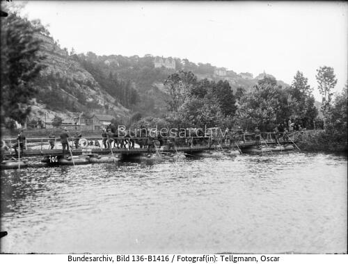 Reichswehrmanöver, 12. (Sächsisches) Reiter-Regiment, Pontonbrücke