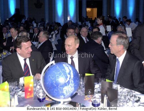 Bundeskanzler Gerhard Schröder in Russland 2003