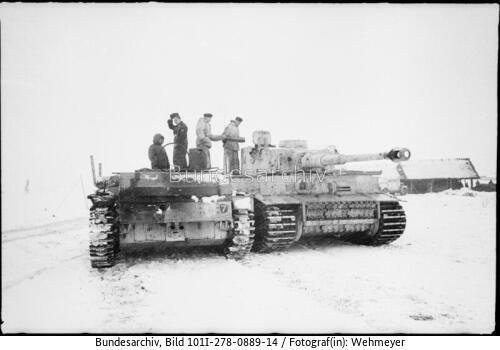 Russland, Panzer VI (Tiger I) im Schnee